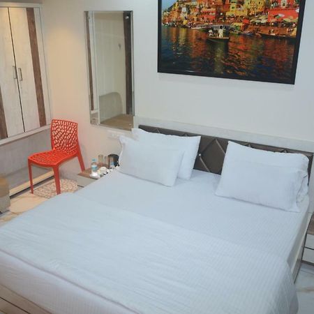 Hotel Tamilnadu Kashi Varanasi Esterno foto