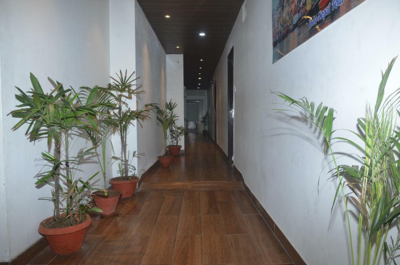 Hotel Tamilnadu Kashi Varanasi Esterno foto