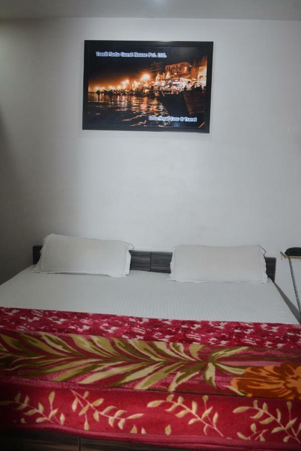 Hotel Tamilnadu Kashi Varanasi Esterno foto